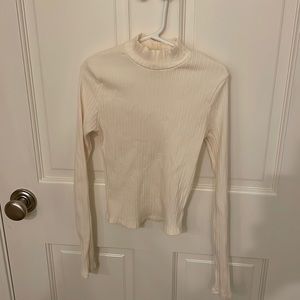 Tillys fitted turtle neck